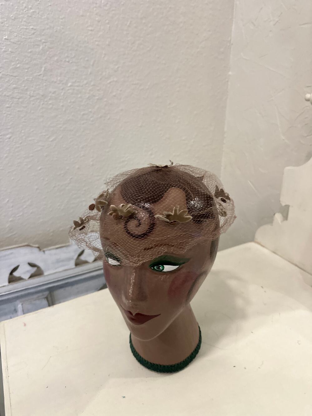 Vintage Hair Net Brown 1950s Veiled Fascinator Netted Bow Floral Cocktail Hat